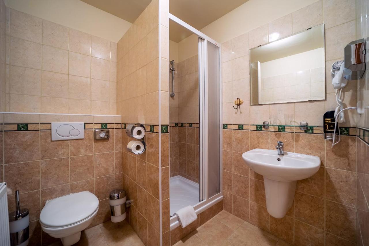 Valnovka Wellness Hotel Kamenice Extérieur photo