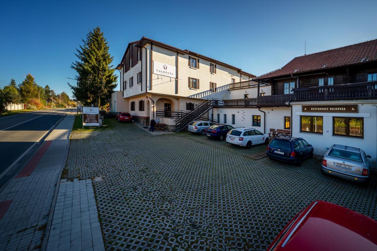Valnovka Wellness Hotel Kamenice Extérieur photo