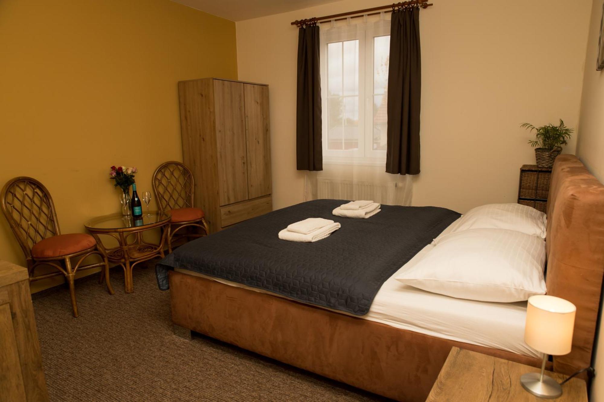 Valnovka Wellness Hotel Kamenice Extérieur photo